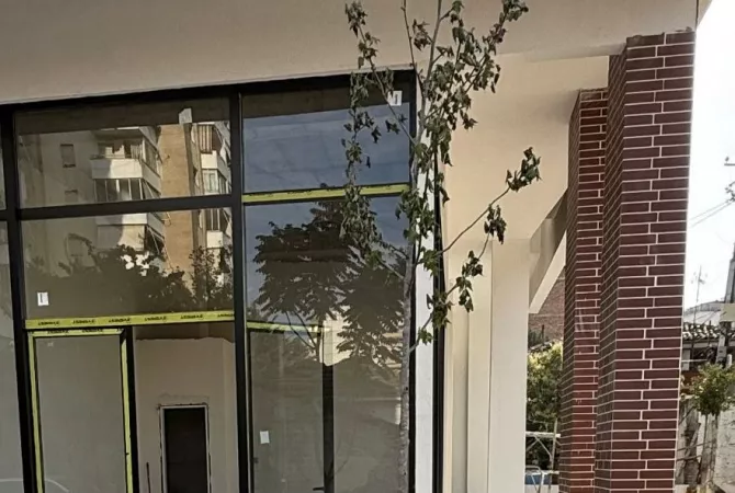 Ambient biznesi me qera 1+1 ne Tirane - 1,000 Euro