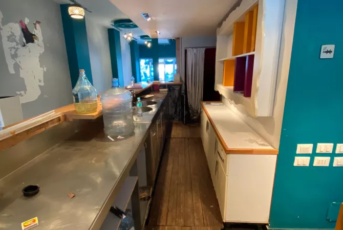Ambient biznesi me qera 2+1 ne Tirane - 1,000 Euro