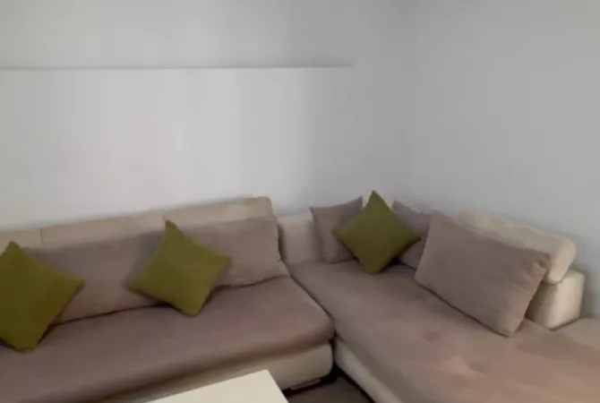 Shtepi me qera 1+1 ne Tirane - 550 Euro