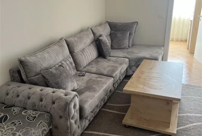 Shtepi me qera 2+1 ne Tirane - 45,000 Leke
