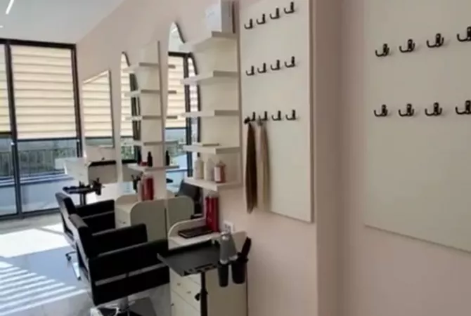 Ambient biznesi me qera 1+1 ne Tirane - 8,000 Euro