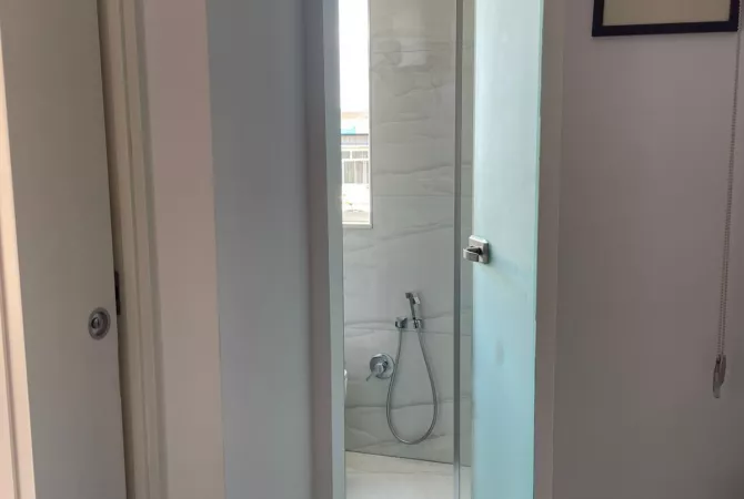 Shtepi me qera Apartament ne Tirane, 1+1, Mobilimi E mobiluar, Pagesa 500  Euro.