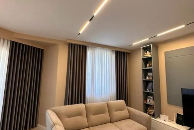 Shtepi me qera 2+1 ne Tirane - 80,000 Leke