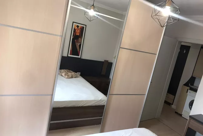 Shtepi me qera 3+1 ne Tirane - 1,100 Euro