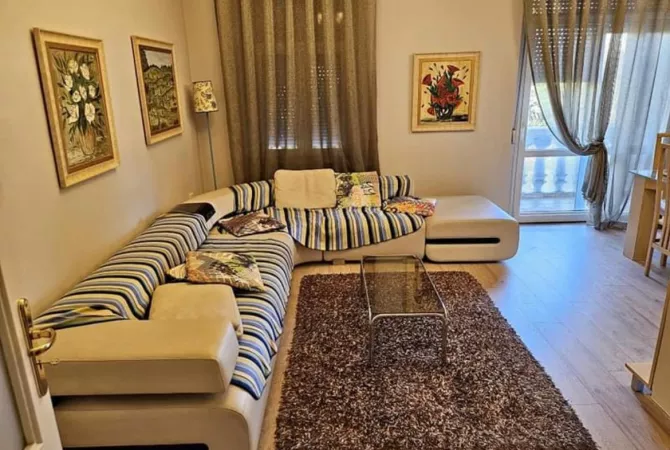 Casa in affitto 2+1 a Tirana - 750 Euro