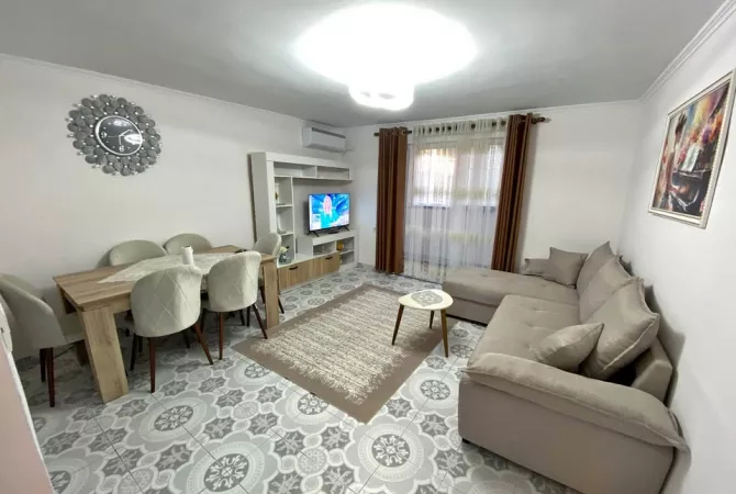 Shtepi me qera 2+1 ne Tirane - 600 Euro