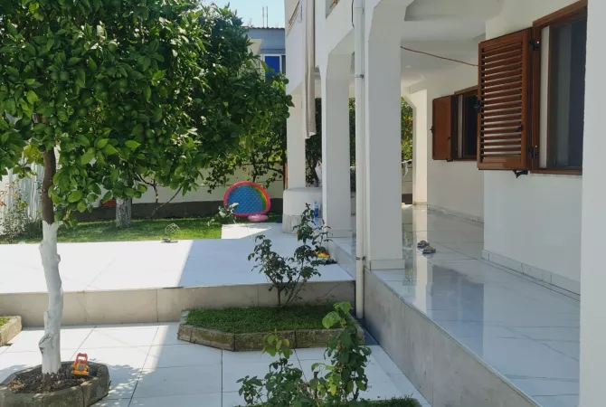 House for Sale 4+1 in Tirana - 205,000 Euro
