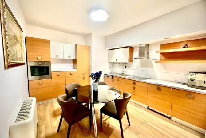 Shtepi me qera Apartament ne Tirane, 1+1, Mobilimi E mobiluar, Pagesa 950  Euro.
