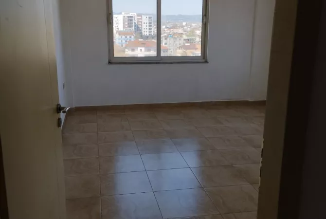 Shtepi ne shitje Apartament ne Tirane, 1+1, Mobilimi Bosh, pa mobiluar, Pagesa 55,520  Euro.