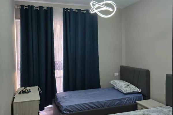Shtepi me qera Apartament ne Tirane, 2+1, Mobilimi E mobiluar, Pagesa 50,000  Leke.