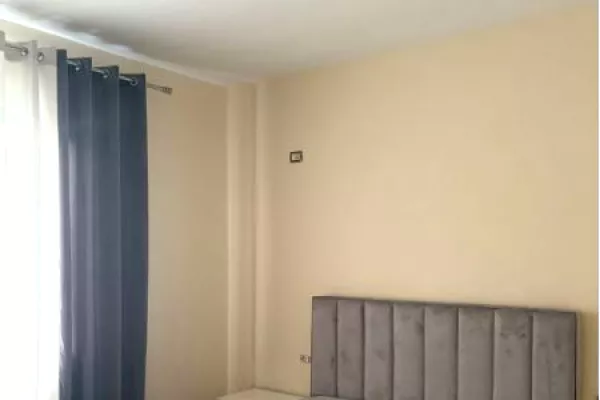Shtepi me qera 2+1 ne Tirane - 600 Euro