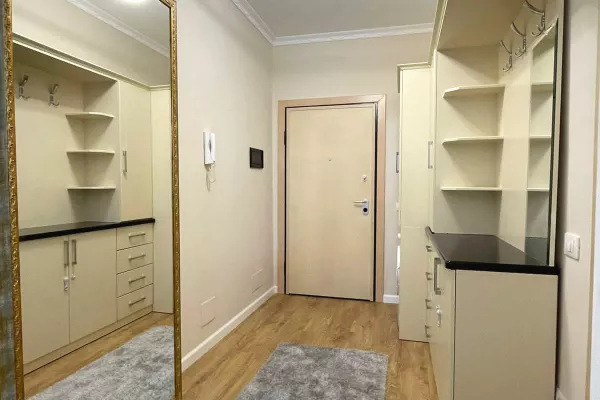 Shtepi me qera Apartament ne Tirane, 2+1, Mobilimi E mobiluar, Pagesa 800  Euro.