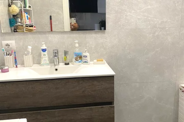 Shtepi me qera 1+1 ne Tirane - 900 Euro