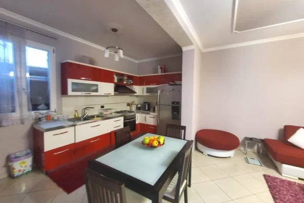 Shtepi ne shitje 3+1 ne Tirane - 400,000 Euro