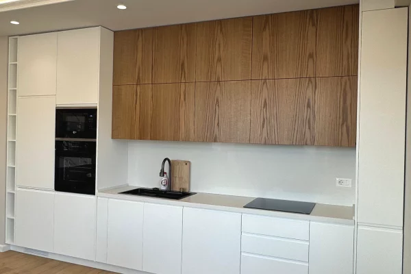 Shtepi ne shitje Apartament ne Vlore, 2+1, Mobilimi E mobiluar, Pagesa 300,000  Euro.