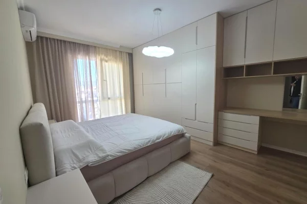 Shtepi me qera Apartament ne Tirane, 2+1, Mobilimi E mobiluar, Pagesa 650  Euro.