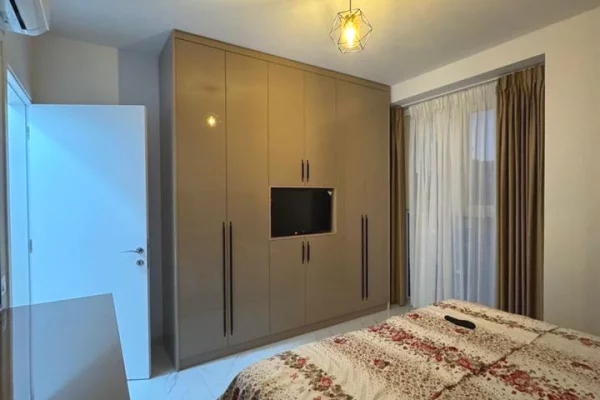 Shtepi me qera 1+1 ne Tirane - 550 Euro