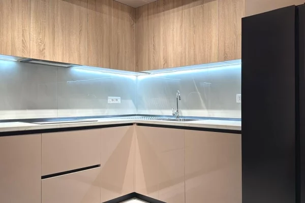 Shtepi me qera Apartament ne Tirane, 1+1, Mobilimi E mobiluar, Pagesa 550  Euro.