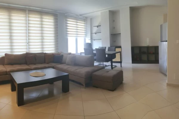 Shtepi me qera 2+1 ne Tirane - 850 Euro