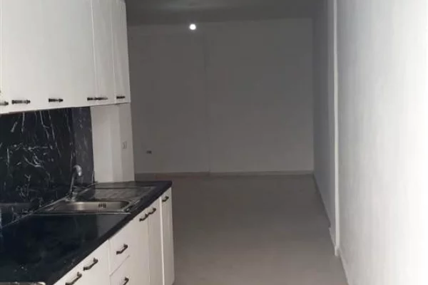 Shtepi me qera Apartament ne Tirane, 2+1, Mobilimi E mobiluar, Pagesa 30,000  Leke.