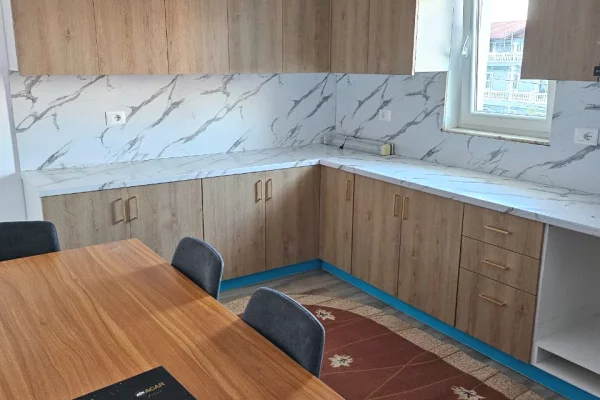 Shtepi me qera 3+1 ne Tirane - 700 Euro