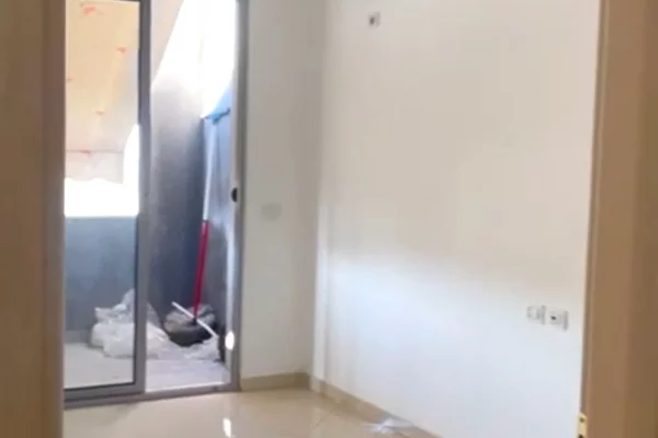 Shtepi me qera Apartament ne Tirane, 2+1, Mobilimi E mobiluar, Pagesa 38,000  Leke.