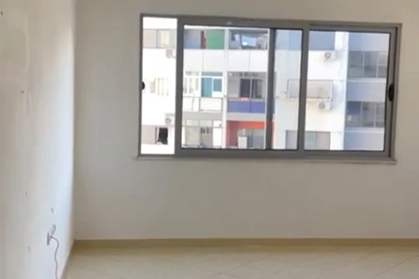 Shtepi me qera 2+1 ne Tirane - 38,000 Leke