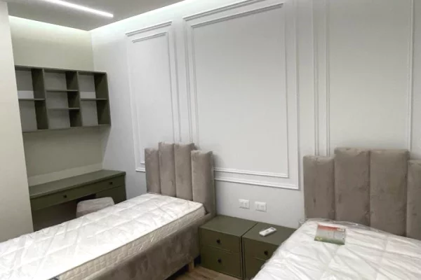 Shtepi me qera 2+1 ne Tirane - 1,500 Euro