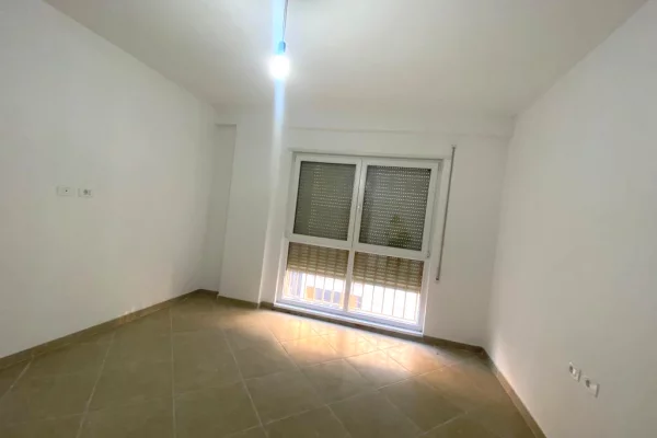 Apartment for sale in Tirana 2+1, Emty