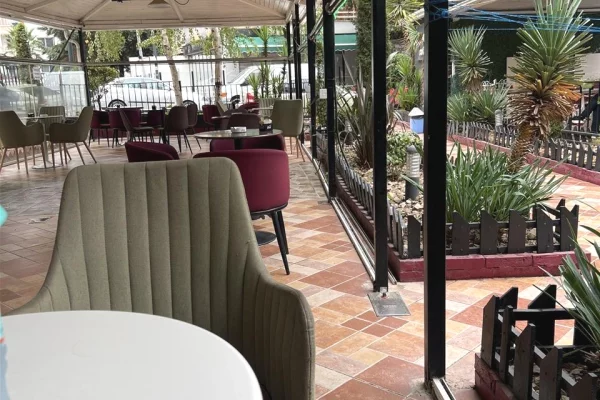 Ambient biznesi ne shitje 2+1 ne Tirane - 20,000 Euro