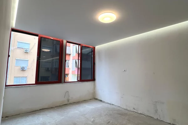 House for Sale 2+1 in Tirana - 121,000 Euro