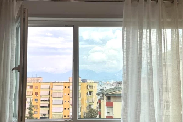 Shtepi me qera Apartament ne Tirane, 2+1, Mobilimi E mobiluar, Pagesa 70,000  Leke.
