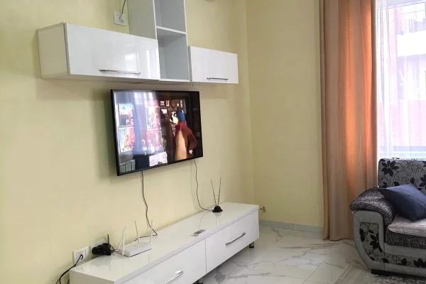 House for Rent 1+1 in Tirana - 400 Euro