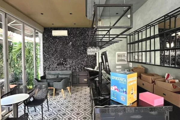 Business Property for Rent 2+1 in Tirana - 600 Euro