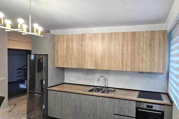 Casa in affitto 2+1 a Tirana - 670 Euro