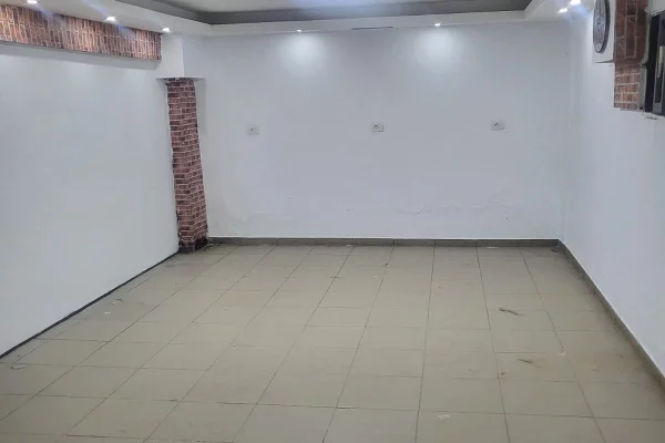 Ambient biznesi me qera 1+1 ne Tirane - 45,000 Leke