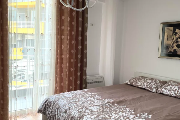 Shtepi me qera Apartament ne Tirane, 2+1, Mobilimi E mobiluar, Pagesa 70,000  Leke.
