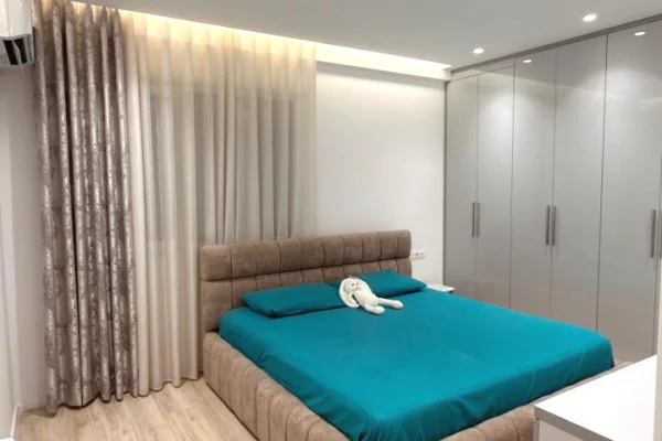 Shtepi me qera 1+1 ne Tirane - 55,000 Leke