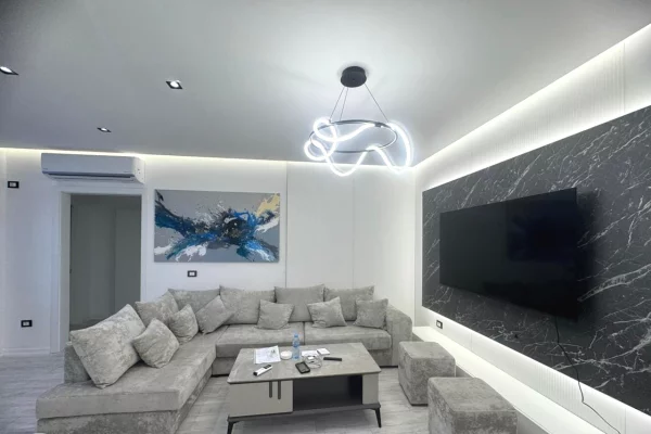 Shtepi me qera 3+1 ne Tirane - 1,500 Euro