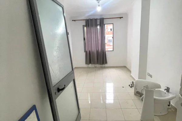 Shtepi ne shitje 2+1 ne Tirane - 90,000 Euro