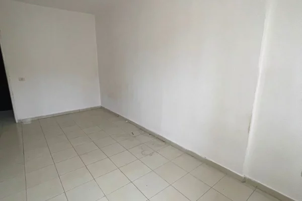 Shtepi ne shitje 2+1 ne Tirane - 90,000 Euro