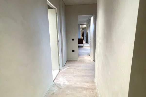 Shtepi me qera 1+1 ne Tirane - 2,000 Euro