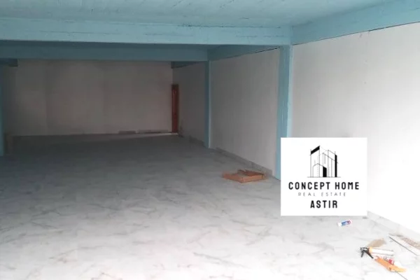 Ambiente Commerciale in Affitto 4+1 a Tirana - 1,000 Euro