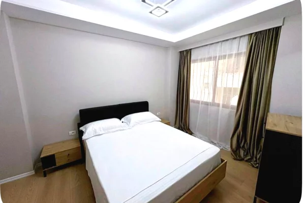 Shtepi me qera 2+1 ne Tirane - 800 Euro