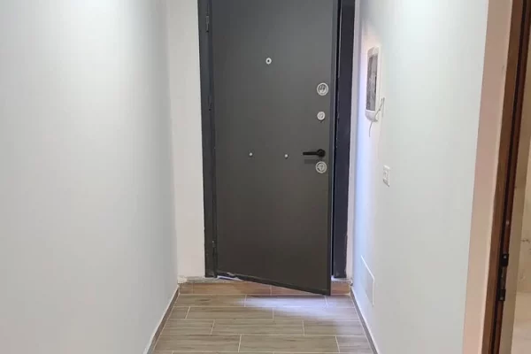 Shtepi me qera 1+1 ne Tirane - 35,000 Leke