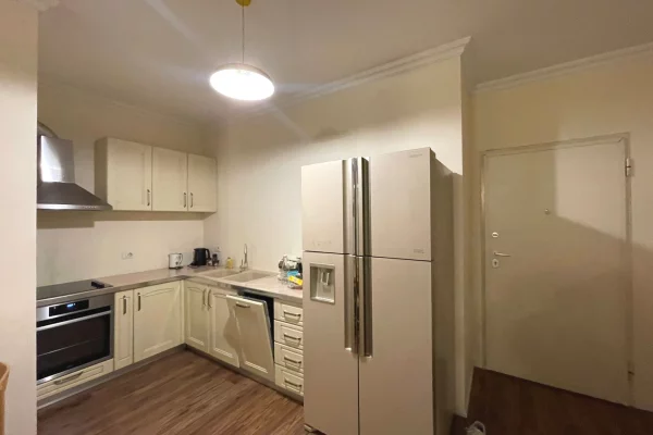 Shtepi me qera Apartament ne Tirane, 2+1, Mobilimi E mobiluar, Pagesa 1,000  Euro.