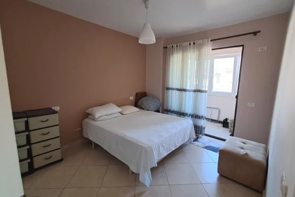 Shtepi me qera Apartament ne Tirane, 2+1, Mobilimi E mobiluar, Pagesa 55,000  Leke.