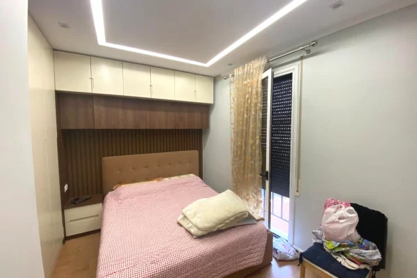 Shtepi me qera 1+1 ne Tirane - 60,000 Leke