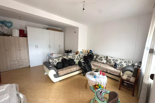 House for Rent 2+1 in Tirana - 450 Euro