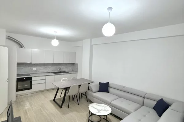 Casa in affitto 2+1 a Tirana - 700 Euro